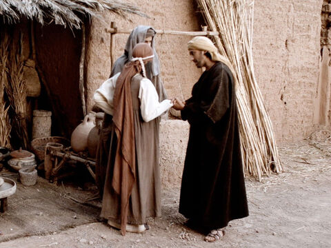 क्रिसमस की कहानी: एक स्वर्गदूत यूसुफ से मिलने आता है। (मत्ती 1:18-25) – Slide número 10