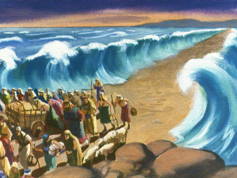 इस्राएली रात भर समुद्र में उस मार्ग पर चलते रहे, जो यहोवा ने उनके लिथे बनाया था। अंत में आखिरी व्यक्ति भी दूसरी तरफ सुरक्षित पहुंच गया। – Slide número 37