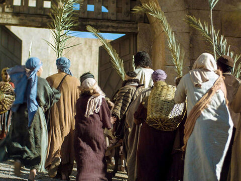 यीशु एक गधे पर विजयी रूप से यरूशलेम में सवारी करता है। (मत्ती 21:1-11, मरकुस 11:1-11, लूका 19:28-44, यूहन्ना 12:12-17) – Slide número 18